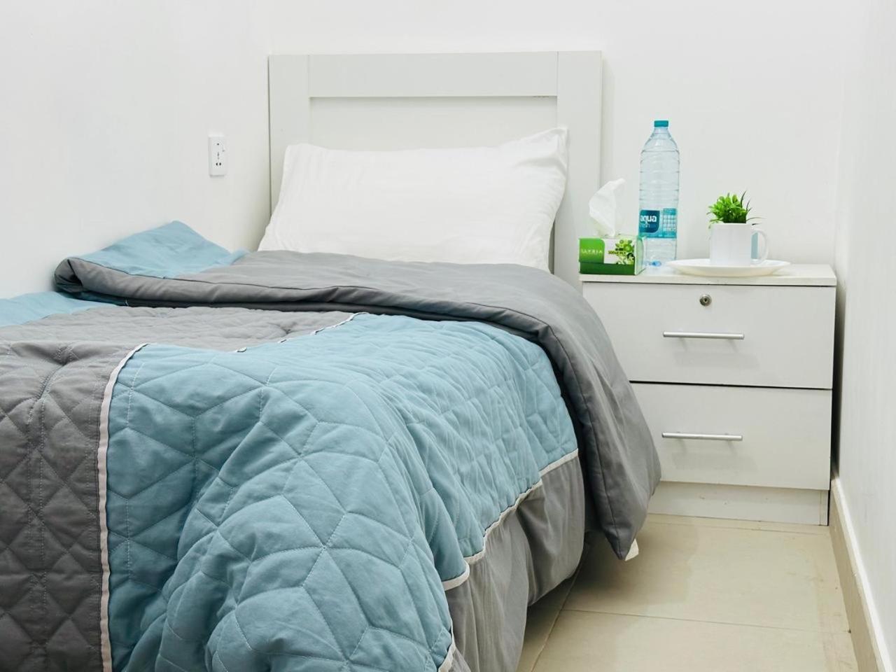 Hostel Cornich Street - Pearl Abu Dhabi